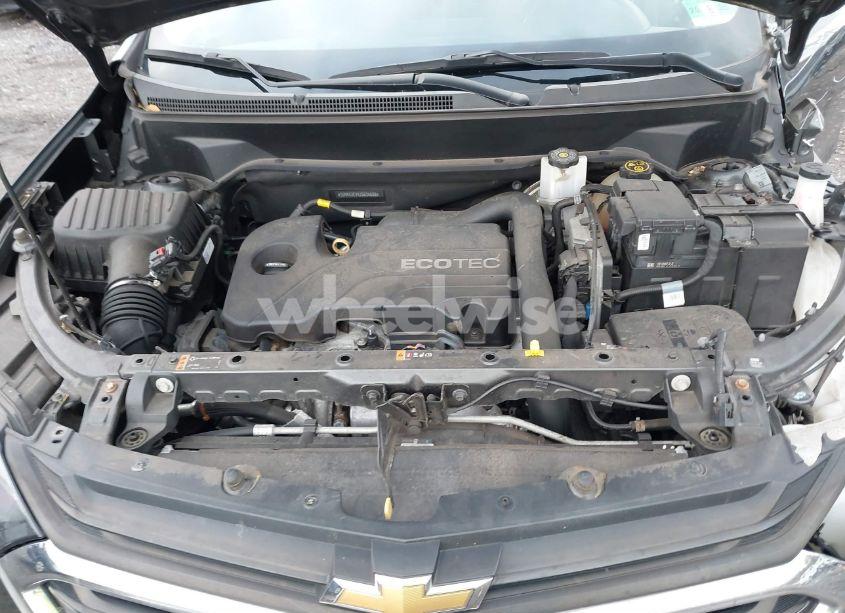 Photo 10 of 2018 Chevrolet Equinox LT (VIN 3GNAXJEVXJS635688)