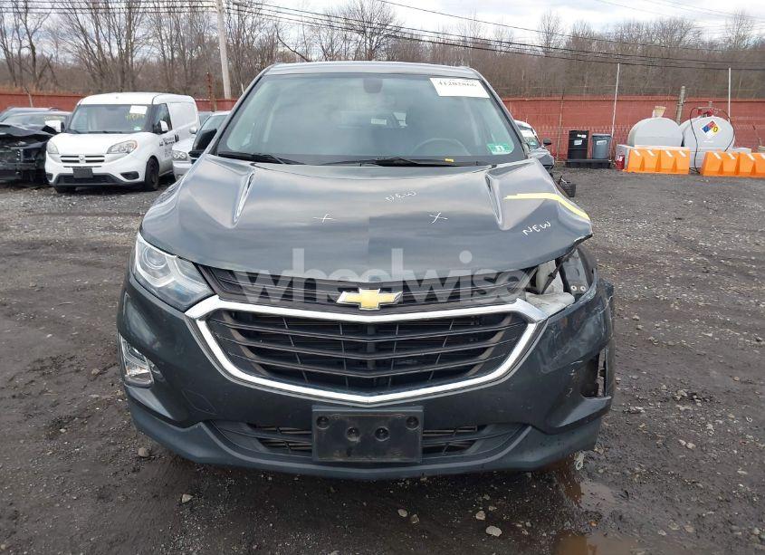 Photo 13 of 2018 Chevrolet Equinox LT (VIN 3GNAXJEVXJS635688)