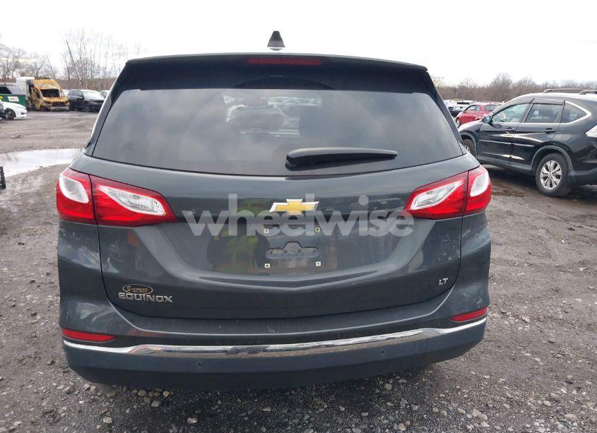 Photo 17 of 2018 Chevrolet Equinox LT (VIN 3GNAXJEVXJS635688)