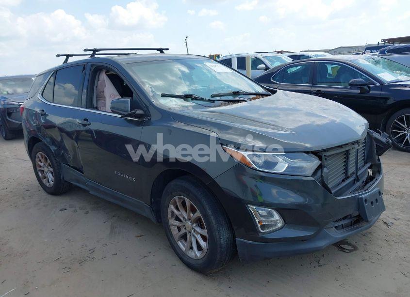2018 Chevrolet Equinox LT (VIN 3GNAXJEVXJS638753) main photo