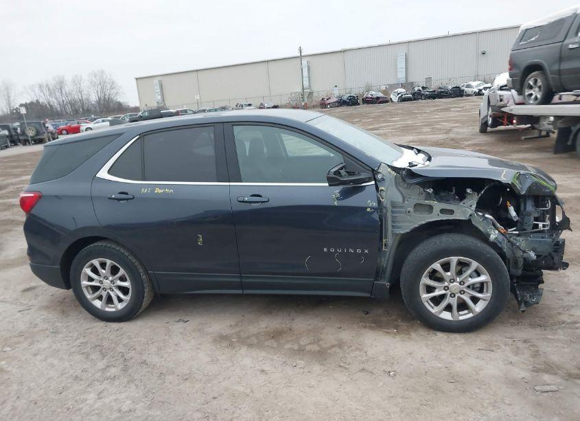 Photo 13 of 2018 Chevrolet Equinox LT (VIN 3GNAXJEVXJS644584)