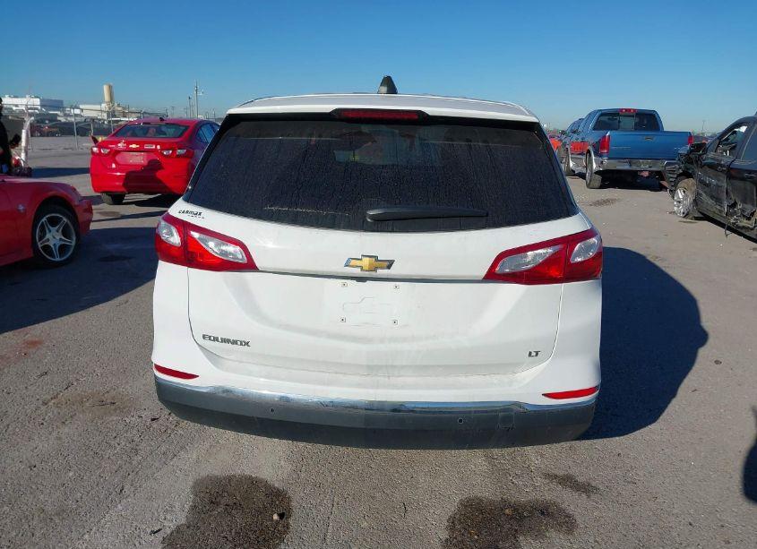 Photo 16 of 2020 Chevrolet Equinox FWD 2FL (VIN 3GNAXJEVXLS685445)