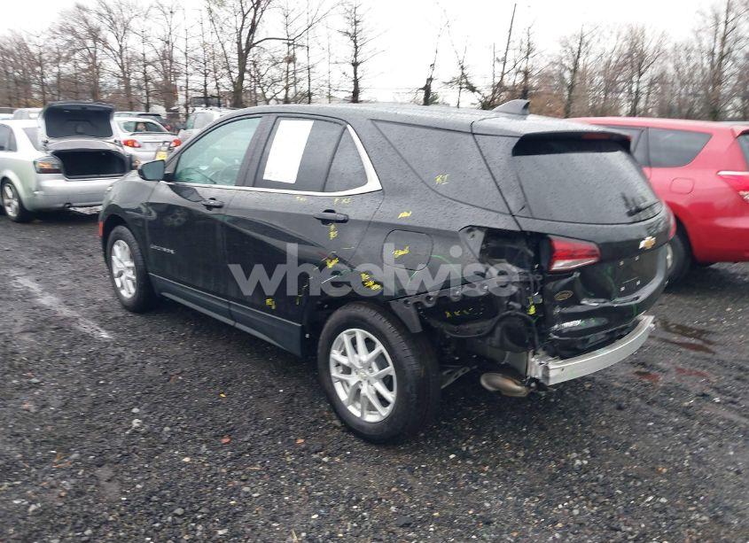 Photo 3 of 2022 Chevrolet Equinox FWD 2FL (VIN 3GNAXJEVXNL130704)