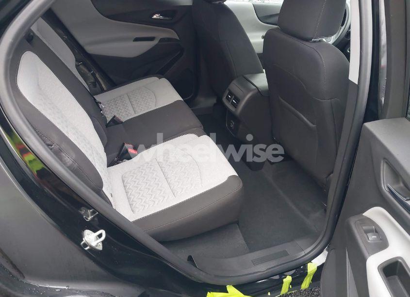 Photo 8 of 2022 Chevrolet Equinox FWD 2FL (VIN 3GNAXJEVXNL130704)