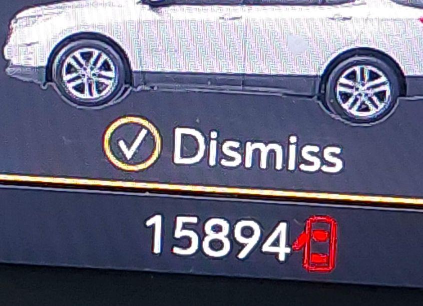 Photo 15 of 2023 Chevrolet Equinox FWD LT (VIN 3GNAXKEG0PL121021)