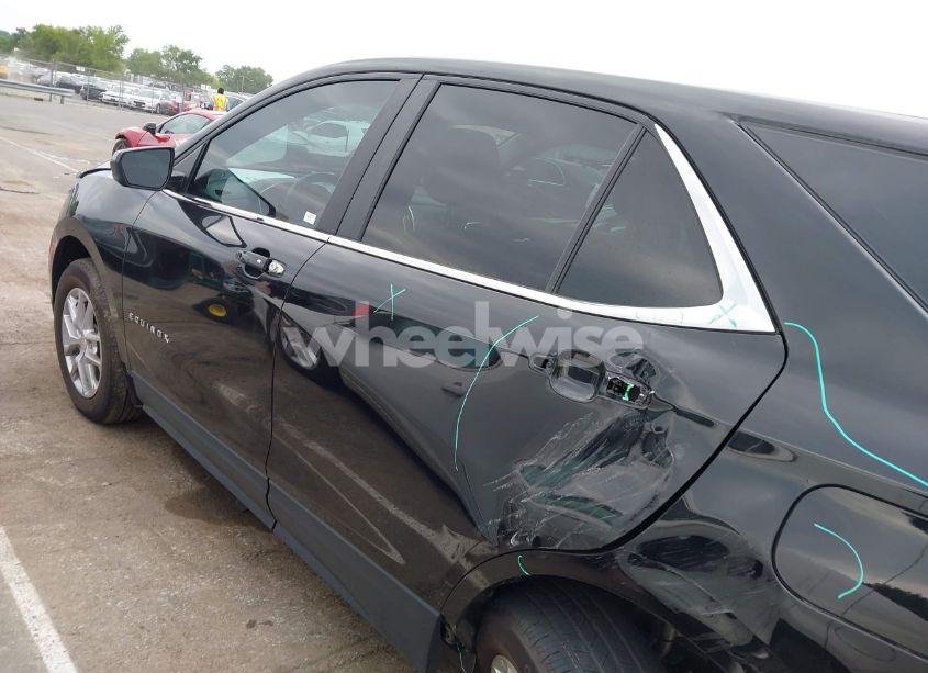 Photo 14 of 2023 Chevrolet Equinox FWD LT (VIN 3GNAXKEG0PL204271)