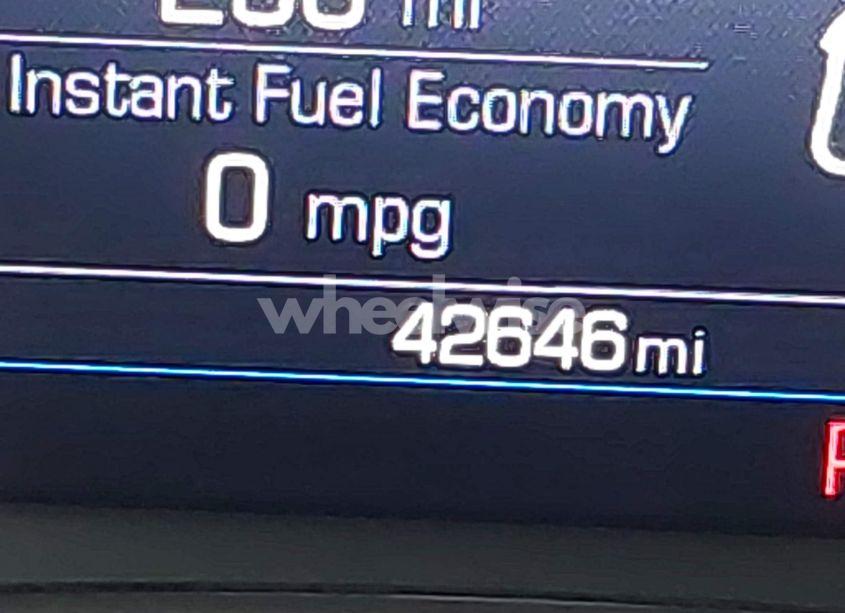 Photo 15 of 2023 Chevrolet Equinox FWD LT (VIN 3GNAXKEG0PL204271)