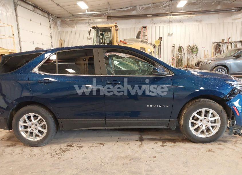 Photo 13 of 2023 Chevrolet Equinox FWD LT (VIN 3GNAXKEG0PS137130)