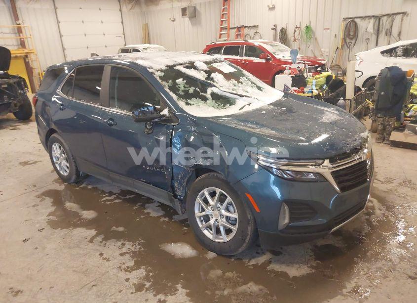 2024 Chevrolet Equinox FWD LT (VIN 3GNAXKEG0RL234454) main photo