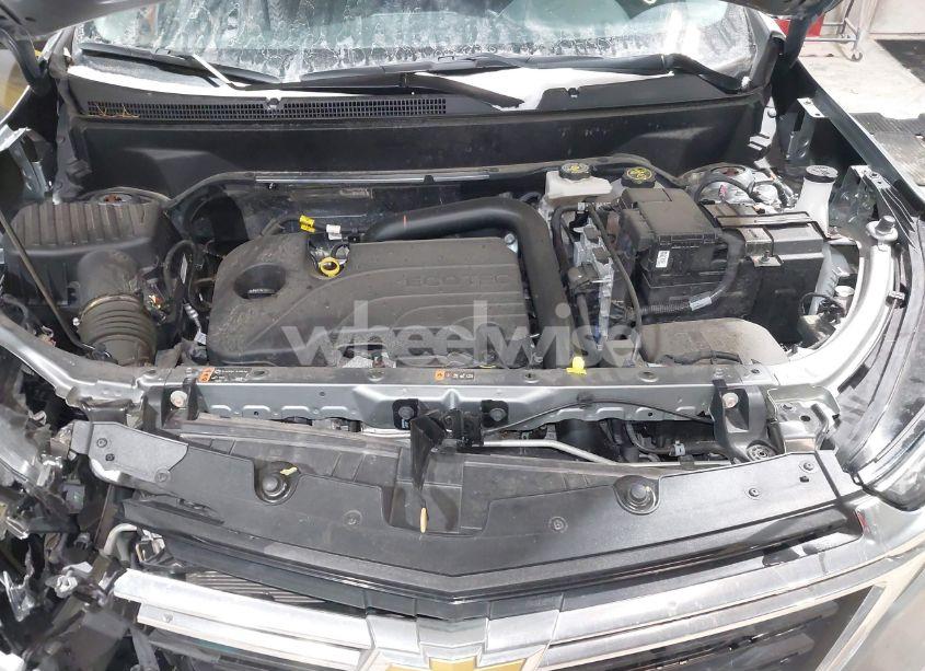 Photo 10 of 2024 Chevrolet Equinox FWD LT (VIN 3GNAXKEG0RS117107)