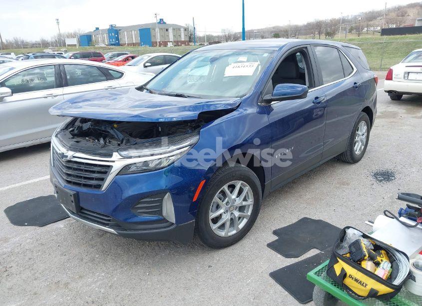 Photo 2 of 2023 Chevrolet Equinox FWD LT (VIN 3GNAXKEG1PS120109)