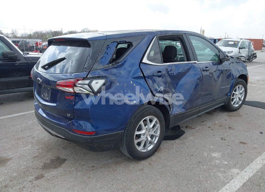 Photo 4 of 2023 Chevrolet Equinox FWD LT (VIN 3GNAXKEG1PS120109)