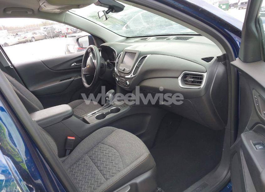 Photo 5 of 2023 Chevrolet Equinox FWD LT (VIN 3GNAXKEG1PS120109)