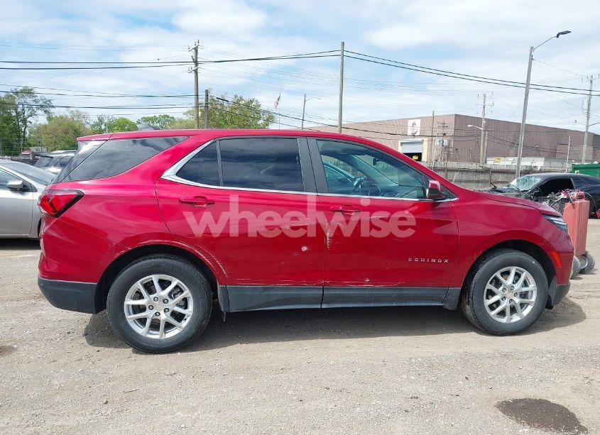 Photo 13 of 2023 Chevrolet Equinox FWD LT (VIN 3GNAXKEG1PS197840)