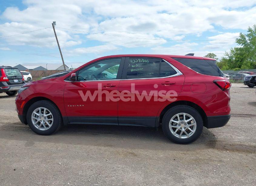 Photo 14 of 2023 Chevrolet Equinox FWD LT (VIN 3GNAXKEG1PS197840)