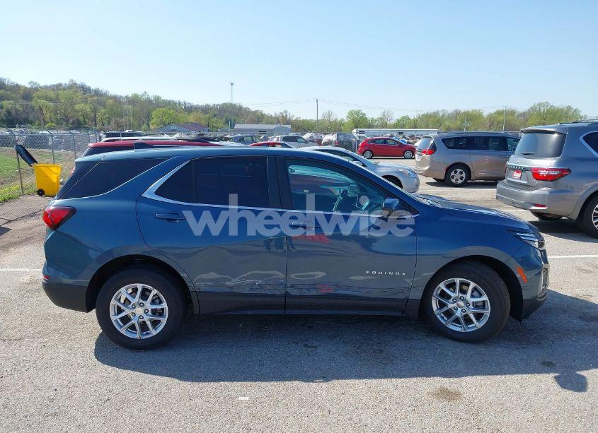 Photo 13 of 2024 Chevrolet Equinox FWD LT (VIN 3GNAXKEG1RL226461)