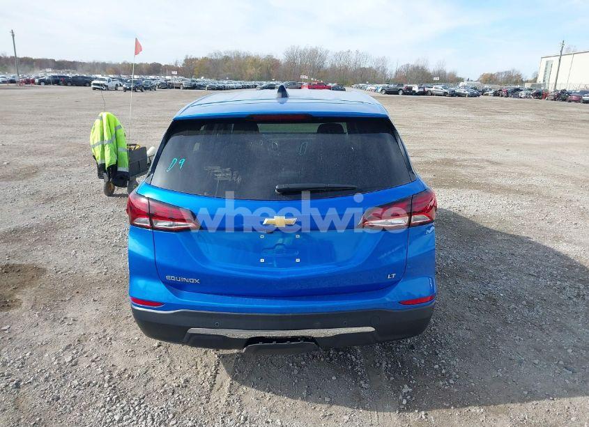 Photo 15 of 2024 Chevrolet Equinox FWD LT (VIN 3GNAXKEG1RL257323)
