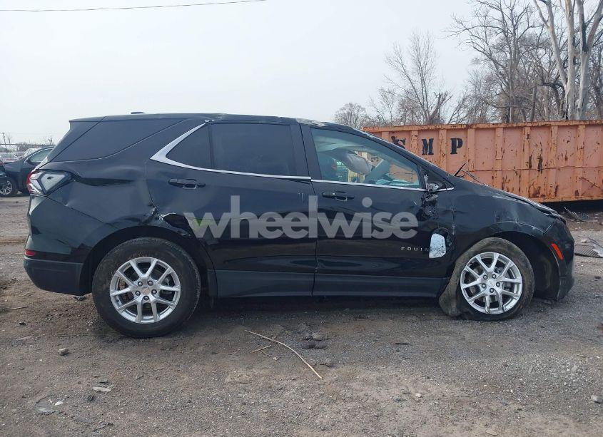 Photo 13 of 2024 Chevrolet Equinox FWD LT (VIN 3GNAXKEG1RL297806)