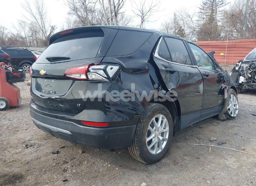 Photo 4 of 2024 Chevrolet Equinox FWD LT (VIN 3GNAXKEG1RL297806)