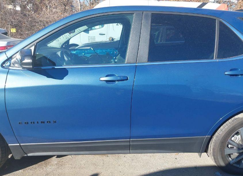 Photo 15 of 2024 Chevrolet Equinox FWD LT (VIN 3GNAXKEG1RL355607)