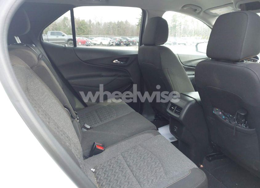 Photo 8 of 2024 Chevrolet Equinox FWD LT (VIN 3GNAXKEG1RL363819)