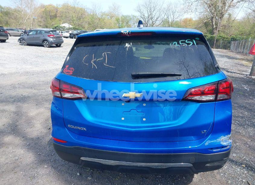 Photo 17 of 2024 Chevrolet Equinox FWD LT (VIN 3GNAXKEG1RS140640)