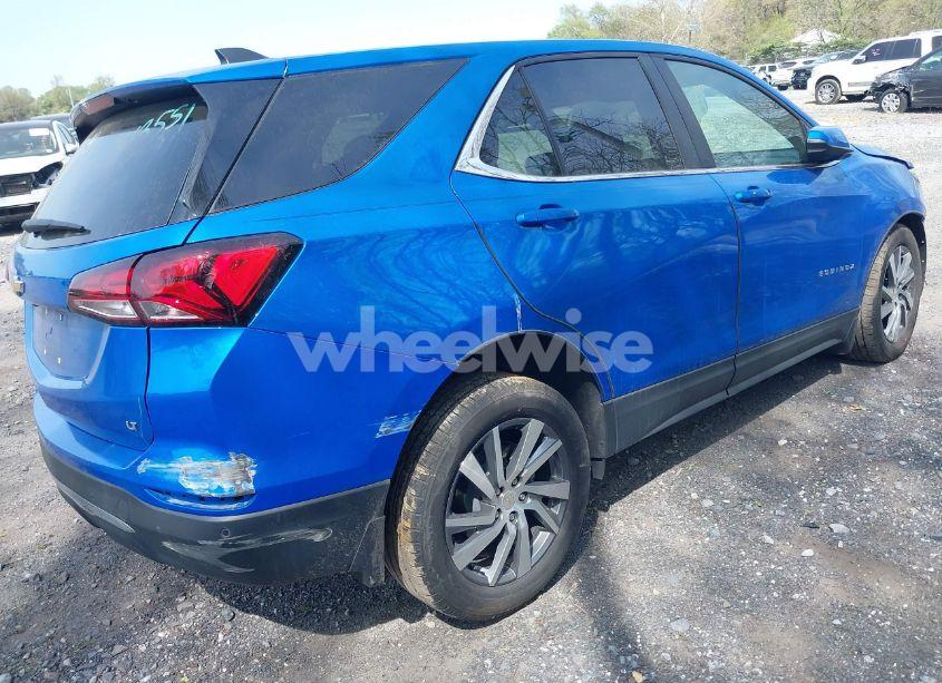 Photo 4 of 2024 Chevrolet Equinox FWD LT (VIN 3GNAXKEG1RS140640)