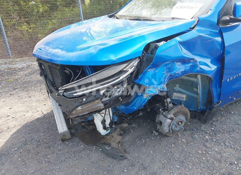 Photo 6 of 2024 Chevrolet Equinox FWD LT (VIN 3GNAXKEG1RS140640)