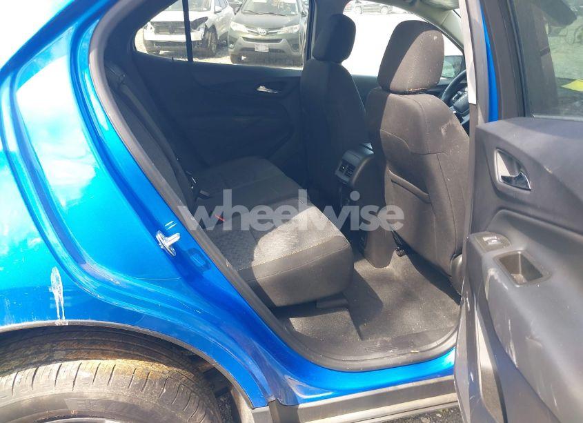 Photo 8 of 2024 Chevrolet Equinox FWD LT (VIN 3GNAXKEG1RS140640)