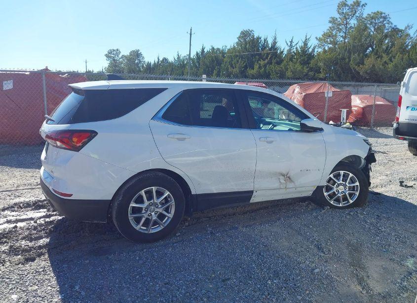 Photo 13 of 2024 Chevrolet Equinox LT (VIN 3GNAXKEG1RS146826)