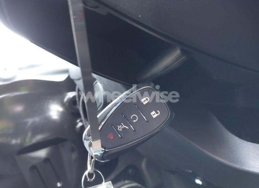 Photo 11 of 2024 Chevrolet Equinox FWD LT (VIN 3GNAXKEG1RS155915)