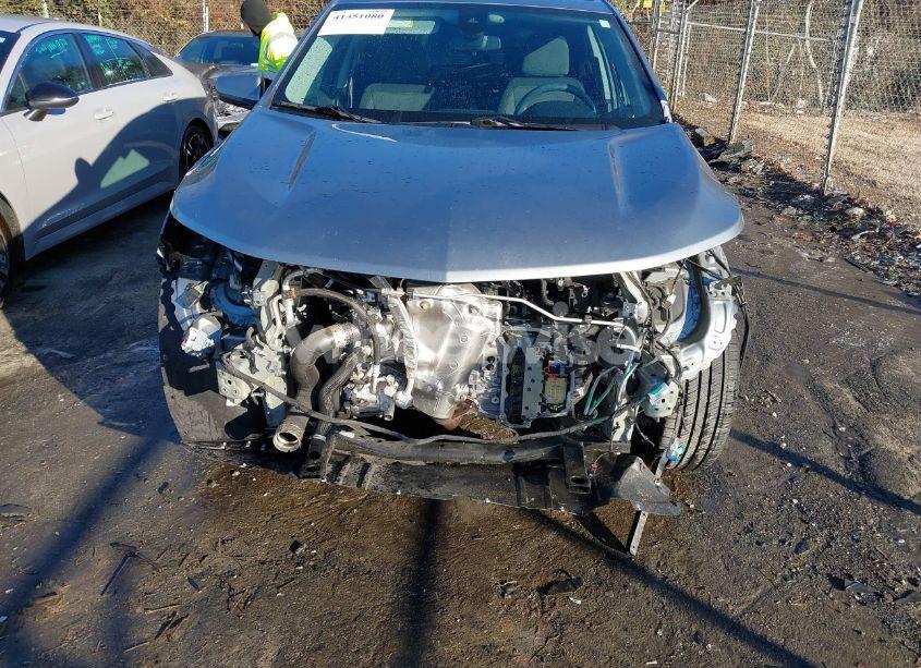 Photo 6 of 2024 Chevrolet Equinox FWD LT (VIN 3GNAXKEG1RS155915)