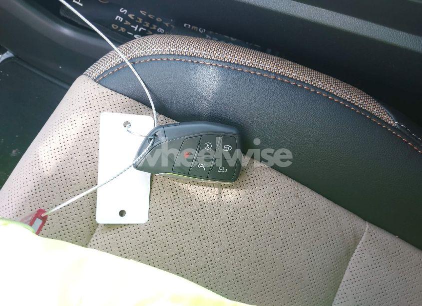 Photo 11 of 2025 Chevrolet Equinox FWD ACTIV (VIN 3GNAXKEG1SL260082)