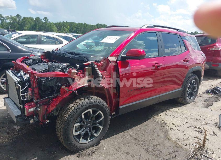 Photo 2 of 2025 Chevrolet Equinox FWD ACTIV (VIN 3GNAXKEG1SL260082)