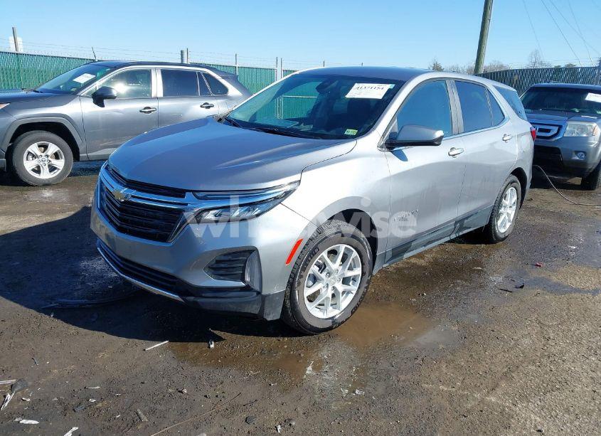 Photo 2 of 2023 Chevrolet Equinox FWD LT (VIN 3GNAXKEG2PL272426)