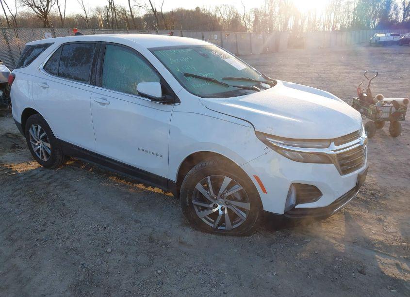 2024 Chevrolet Equinox FWD LT (VIN 3GNAXKEG2RL115255) main photo