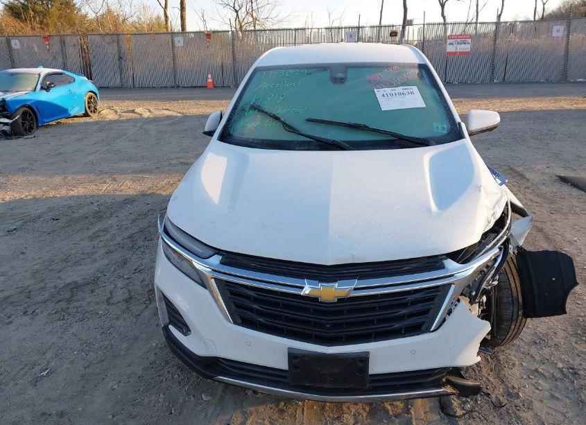Photo 12 of 2024 Chevrolet Equinox FWD LT (VIN 3GNAXKEG2RL115255)