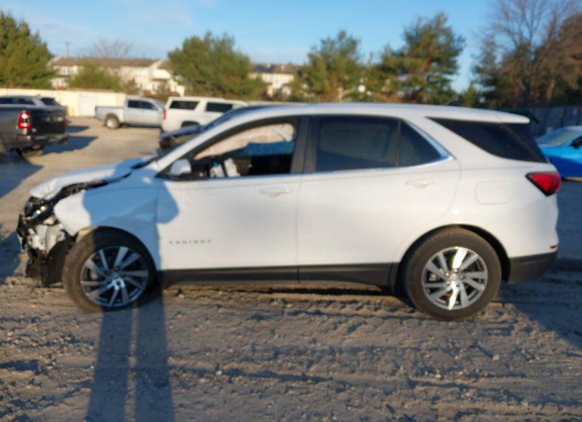 Photo 14 of 2024 Chevrolet Equinox FWD LT (VIN 3GNAXKEG2RL115255)