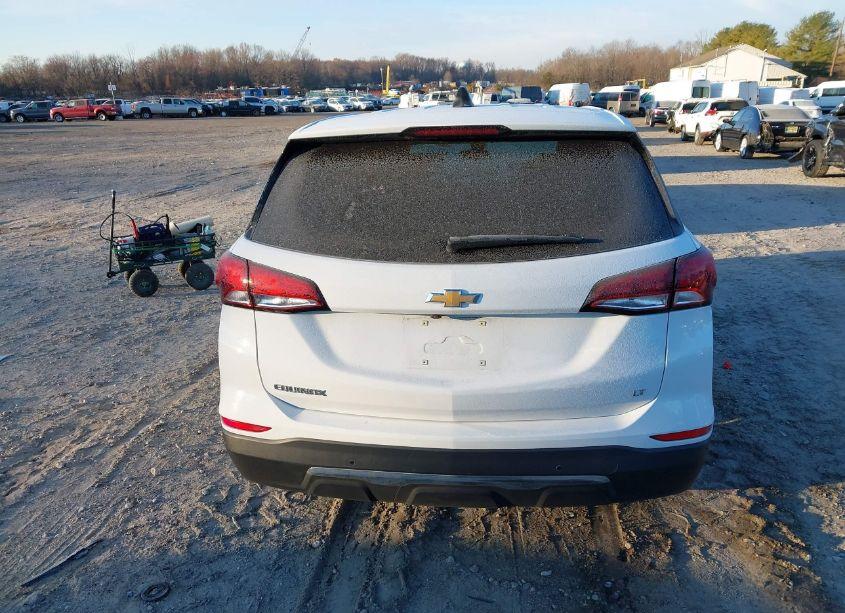 Photo 16 of 2024 Chevrolet Equinox FWD LT (VIN 3GNAXKEG2RL115255)
