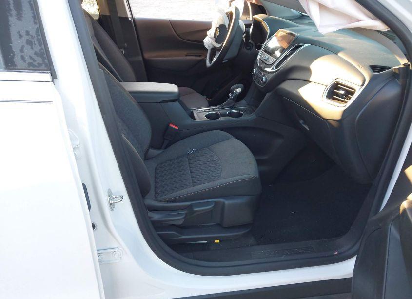 Photo 5 of 2024 Chevrolet Equinox FWD LT (VIN 3GNAXKEG2RL115255)