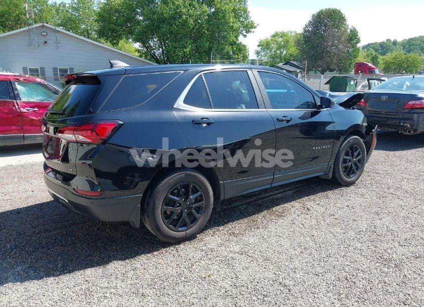 Photo 4 of 2024 Chevrolet Equinox FWD LT (VIN 3GNAXKEG2RL115742)