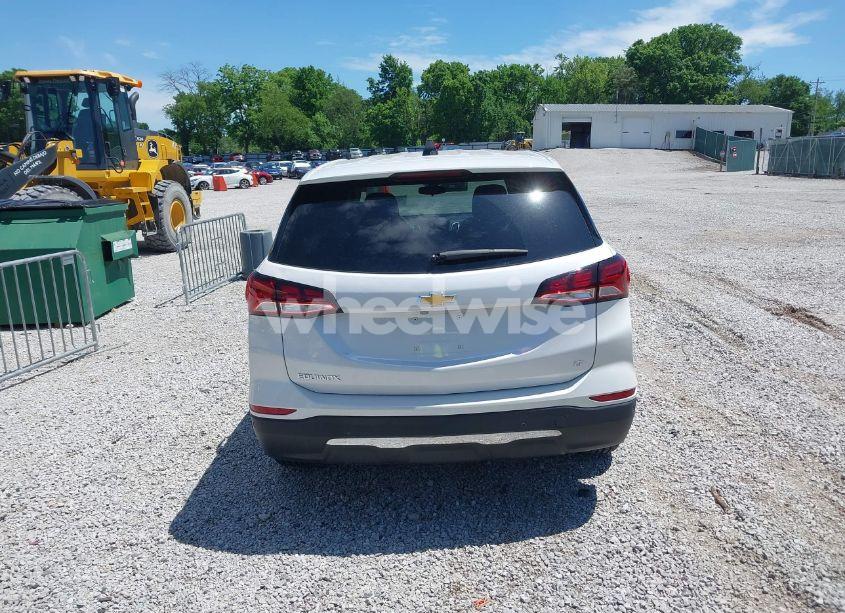 Photo 16 of 2024 Chevrolet Equinox FWD LT (VIN 3GNAXKEG2RL242152)