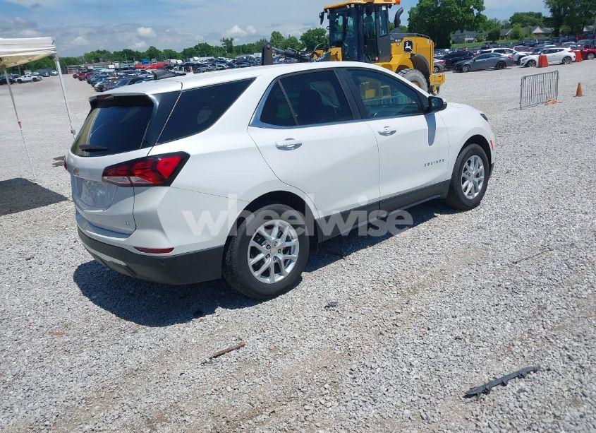 Photo 4 of 2024 Chevrolet Equinox FWD LT (VIN 3GNAXKEG2RL242152)