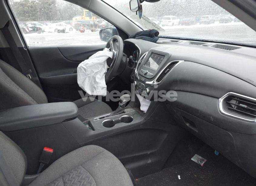 Photo 5 of 2023 Chevrolet Equinox FWD LT (VIN 3GNAXKEG3PL109185)