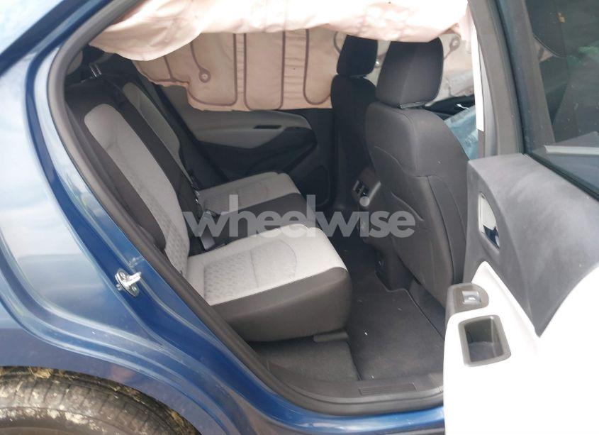 Photo 8 of 2024 Chevrolet Equinox FWD LT (VIN 3GNAXKEG3RL372635)