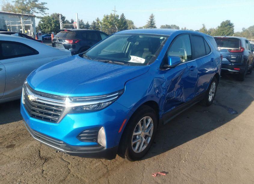 Photo 2 of 2024 Chevrolet Equinox FWD LT (VIN 3GNAXKEG3RS131261)
