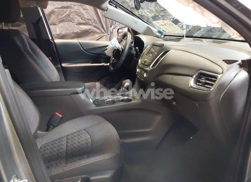 Photo 5 of 2024 Chevrolet Equinox FWD LT (VIN 3GNAXKEG3RS213068)