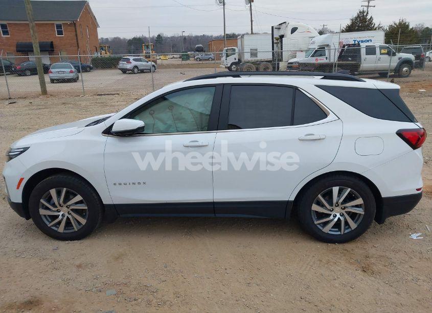 Photo 14 of 2023 Chevrolet Equinox FWD LT (VIN 3GNAXKEG4PL254736)