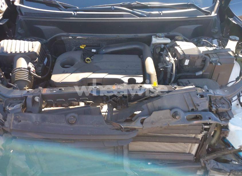 Photo 10 of 2023 Chevrolet Equinox FWD LT (VIN 3GNAXKEG4PS108066)