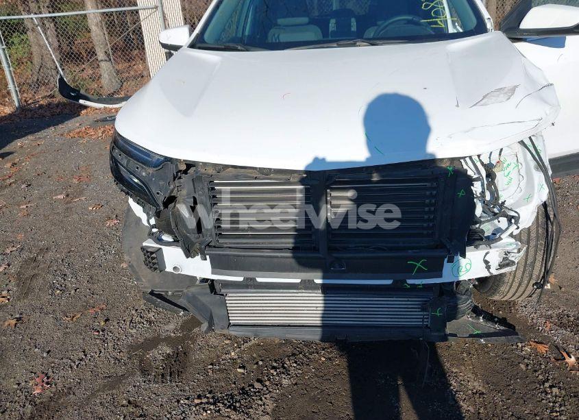 Photo 17 of 2024 Chevrolet Equinox FWD LT (VIN 3GNAXKEG4RL113099)